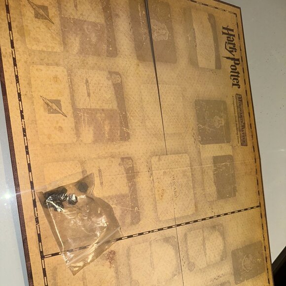 Harry Potter Hogwarts Battle chest - Picture 3 of 5